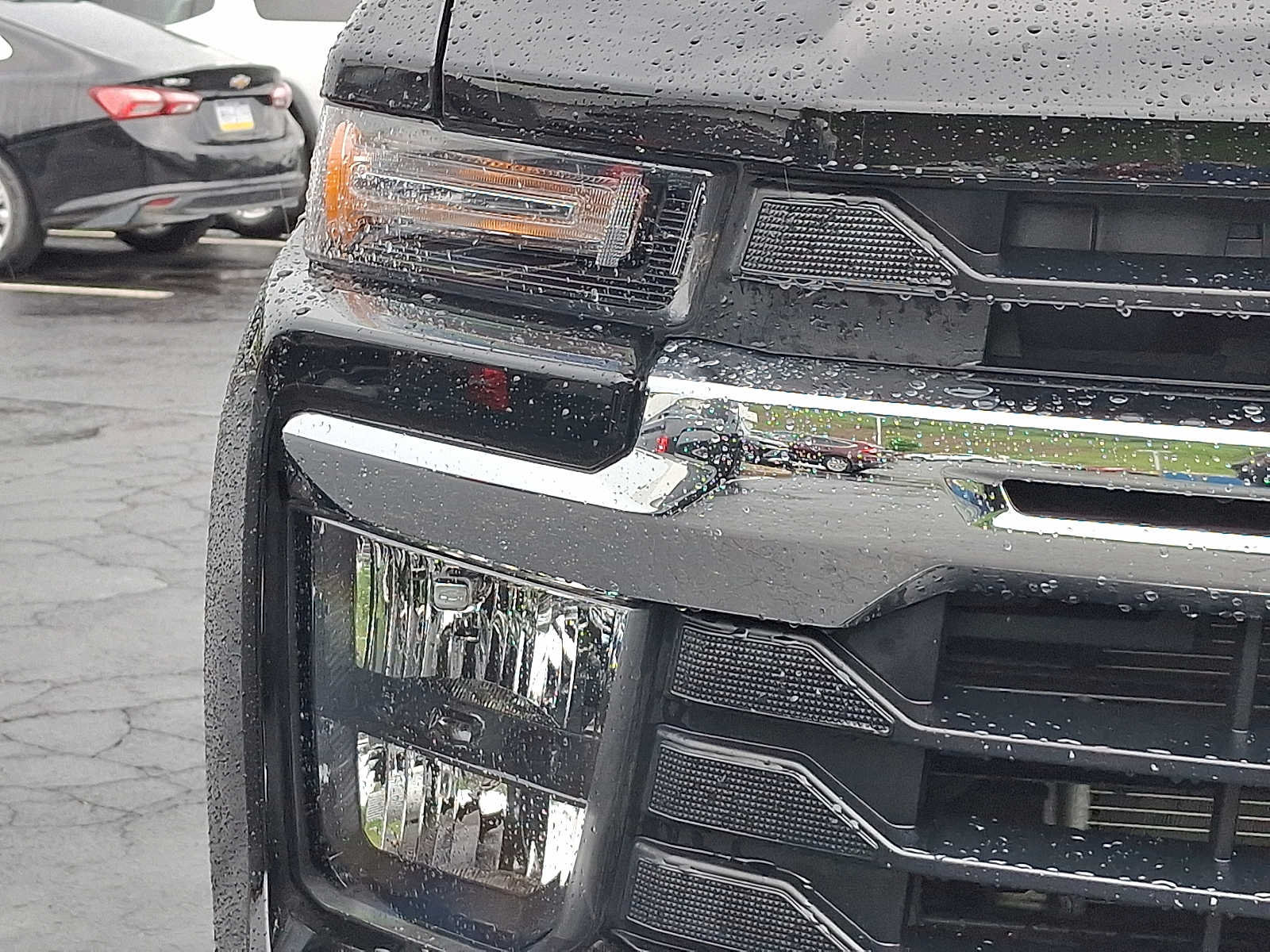 Used 2025 Chevrolet Silverado 2500 LT w/ Convenience Package AWD/4WD image 9