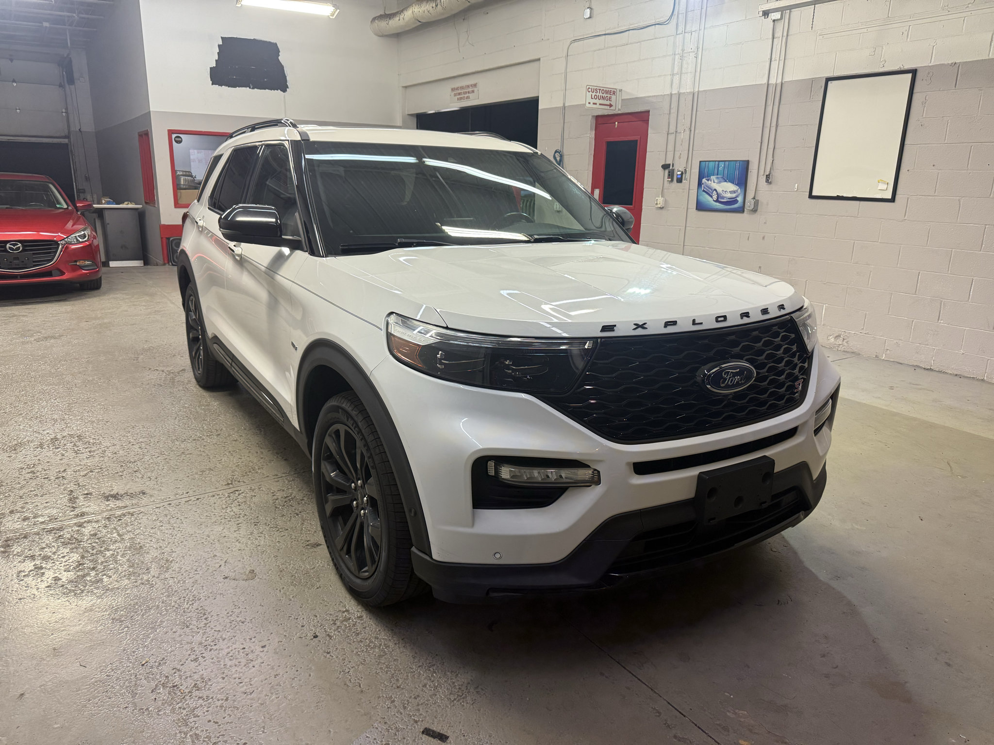 Used 2020 Ford Explorer ST w/ Premium Technology Package AWD/4WD image 1