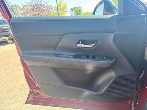 New 2026 Nissan Kicks SV w/ Charging Package FWD image 12