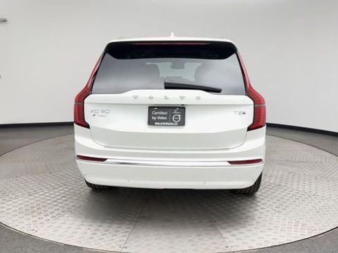Certified 2025 Volvo XC90 T8 Ultra w/ Lounge Package image 3