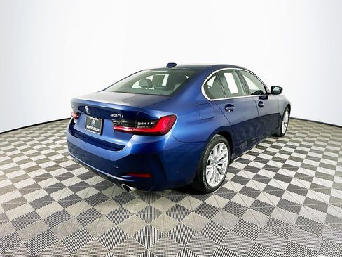 Used 2024 BMW 330i xDrive Sedan w/ Premium Package image 9