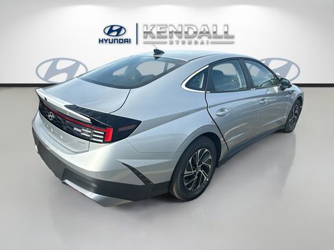 New 2026 Hyundai Sonata Blue FWD image 6