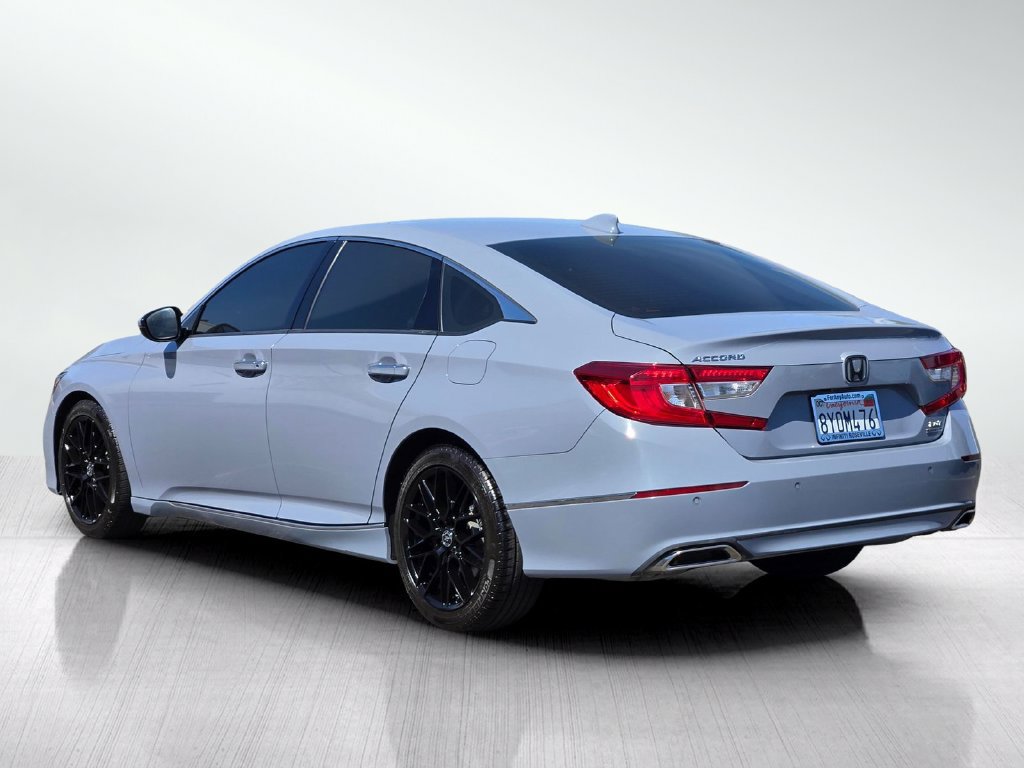 Used 2021 Honda Accord Touring image 6