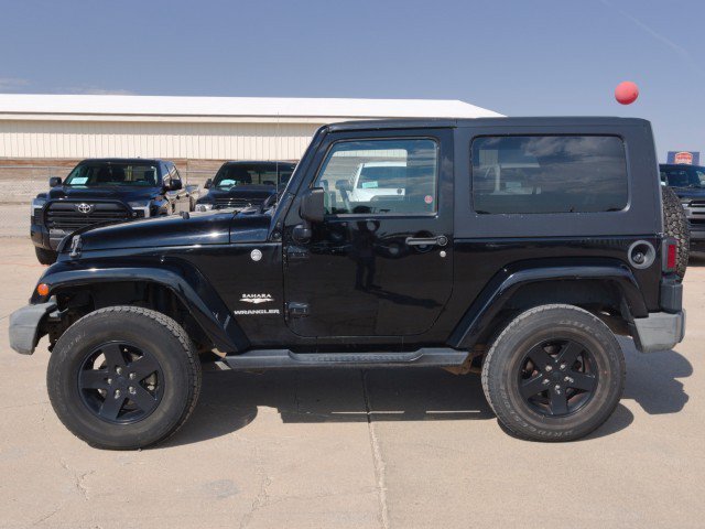 Used 2008 Jeep Wrangler Sahara AWD/4WD image 3
