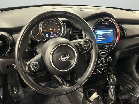 Used 2019 MINI Cooper 2-Door Hardtop w/ Storage Package FWD image 23