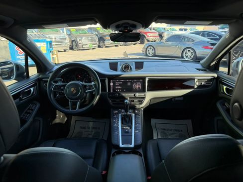 Used 2021 Porsche Macan AWD/4WD image 21