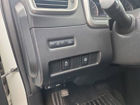 Used 2022 Nissan Murano SV w/ SV Midnight Edition Package image 12