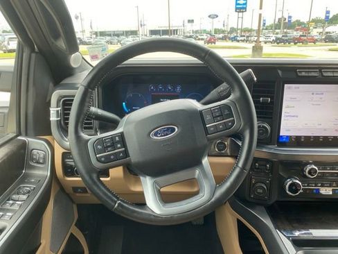 Used 2024 Ford F250 Lariat w/ Lariat Ultimate Package AWD/4WD image 12
