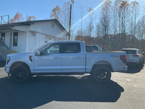 New 2025 Ford F150 Lariat w/ Equipment Group 501A Mid image 8