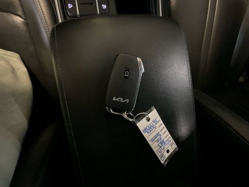 Certified 2023 Kia Sorento S w/ Panoramic Sunroof Package AWD/4WD image 32