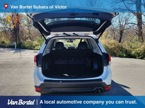 Used 2023 Subaru Forester Limited image 23