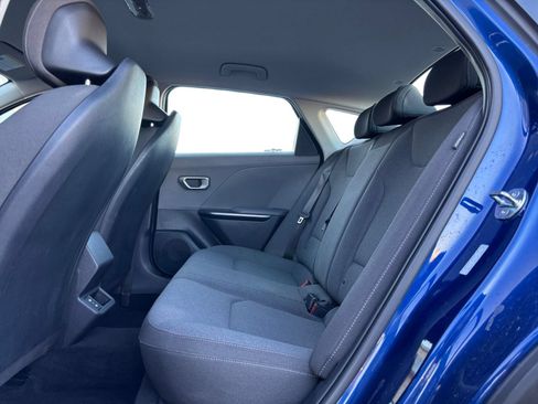 Used 2025 Kia K4 FWD image 24