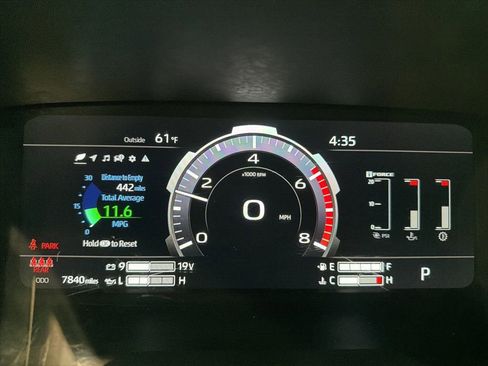 Used 2025 Toyota Tundra Limited image 25