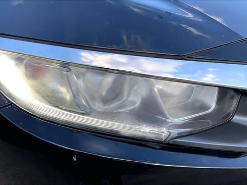 Used 2018 Honda Civic EX image 27