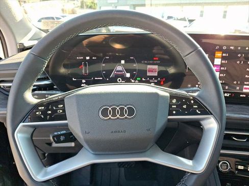 Certified 2025 Audi Q5 Premium w/ Premium Plus AWD/4WD image 20