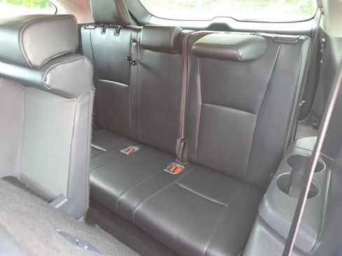 Used 2020 Toyota Highlander XLE AWD/4WD image 47