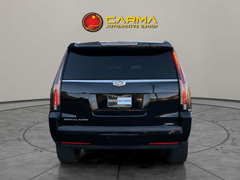 Used 2017 Cadillac Escalade Luxury image 6