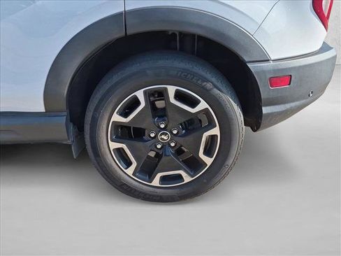 Used 2022 Ford Bronco Sport Outer Banks AWD/4WD image 19