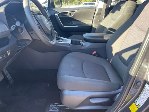 Used 2025 Toyota RAV4 LE image 25