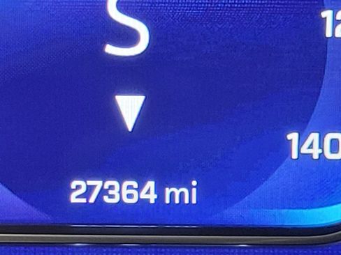 Used 2024 Chevrolet Silverado 1500 LT image 3