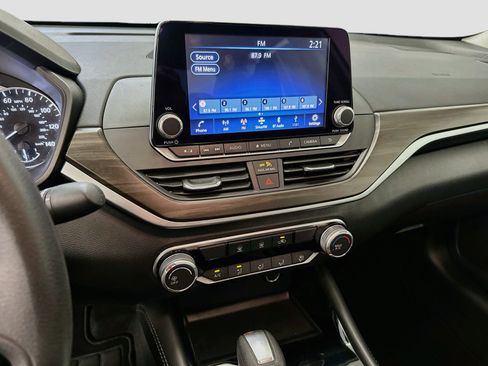 Used 2023 Nissan Altima 2.5 SV FWD image 26
