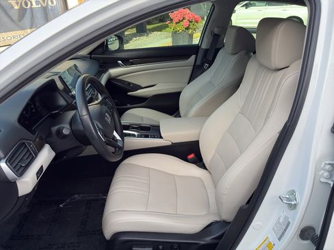 Used 2021 Honda Accord EX-L image 9