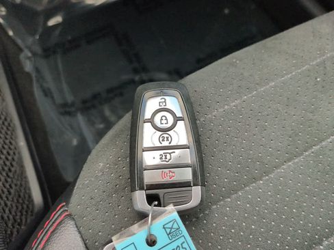 Used 2022 Ford Escape SEL w/ SEL Stealth AWD Package image 29