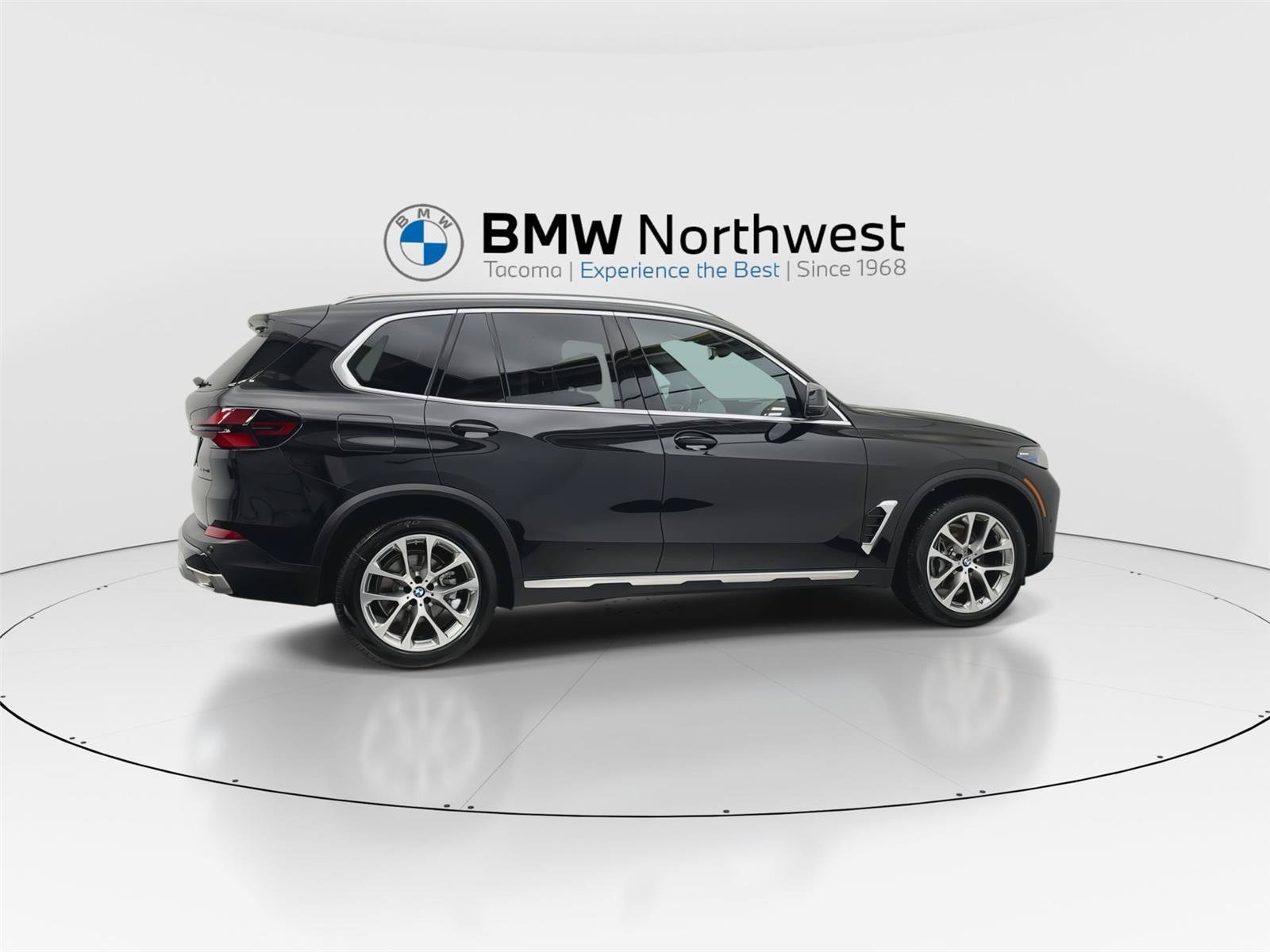 Used 2026 BMW X5 xDrive40i w/ Climate Comfort Package AWD/4WD image 4