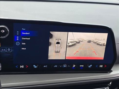 New 2026 Chevrolet Traverse LT w/ Midnight/Sport Edition image 26