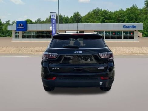 Used 2019 Jeep Compass Latitude image 8