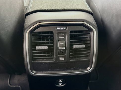 Certified 2024 Porsche Macan GTS image 29