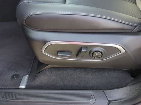New 2026 Jeep Grand Wagoneer Limited AWD/4WD image 15