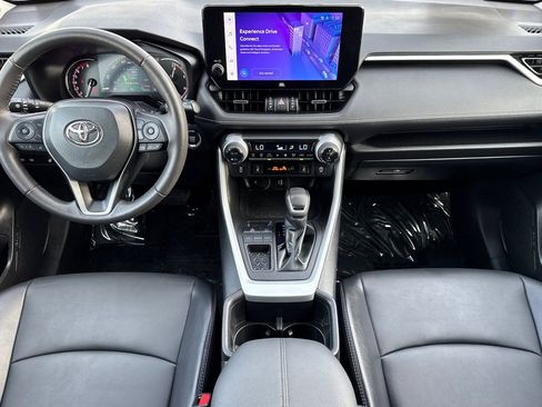 Used 2023 Toyota RAV4 XLE Premium image 13