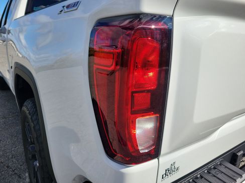 New 2026 GMC Sierra 1500 Elevation image 15