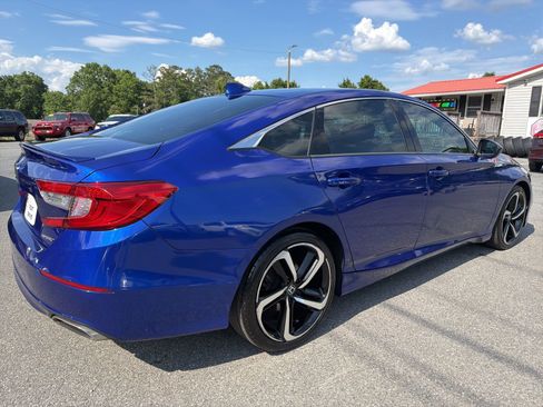 Used 2020 Honda Accord Sport image 4