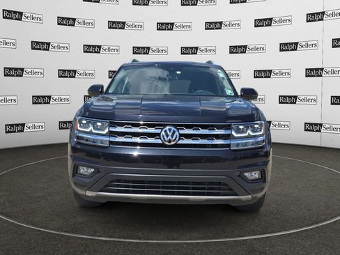 Used 2019 Volkswagen Atlas SE w/ Panoramic Sunroof Package FWD image 8
