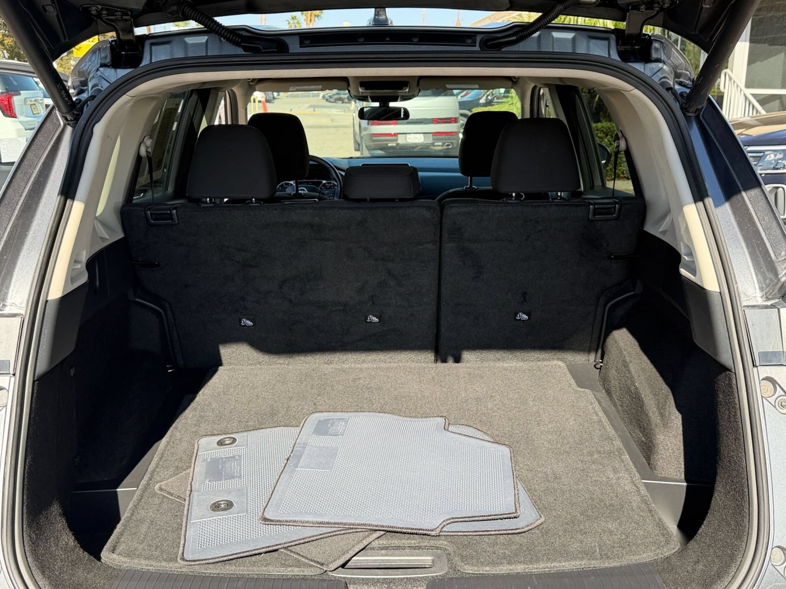 Used 2025 Nissan Rogue SV FWD image 32