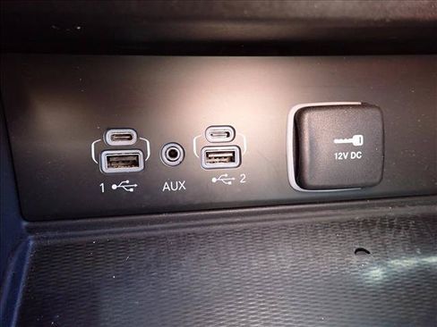 Used 2023 Jeep Grand Cherokee L Laredo AWD/4WD image 19