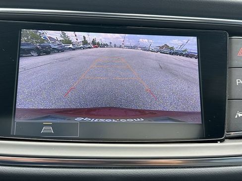 Certified 2023 Buick Enclave Essence w/ Experience Buick Package FWD image 25
