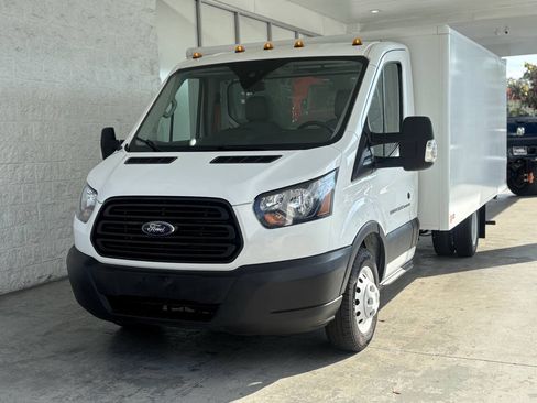 Used 2019 Ford Transit 350 156 DRW RWD image 4