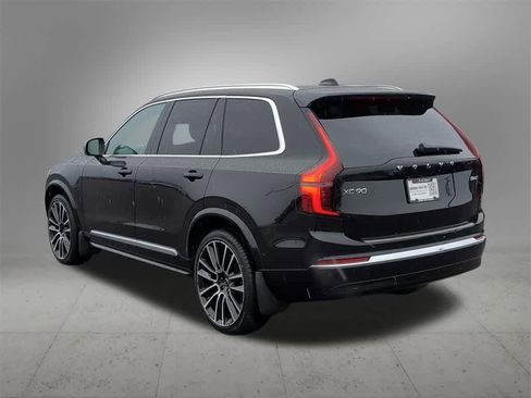 Certified 2026 Volvo XC90 B6 Plus w/ Protection Package Premier image 4