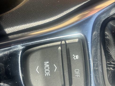 Used 2023 Chevrolet Camaro LT image 28