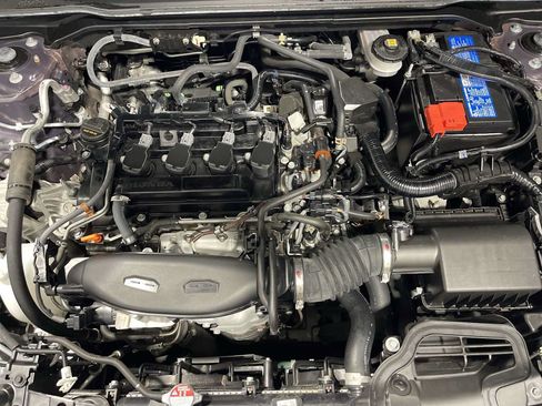 Used 2024 Honda Civic EX-L image 9