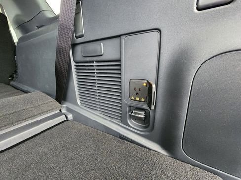 New 2026 Ford Expedition Tremor image 24