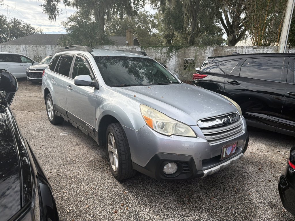 Used 2014 Subaru Outback 2.5i Limited AWD/4WD image 1
