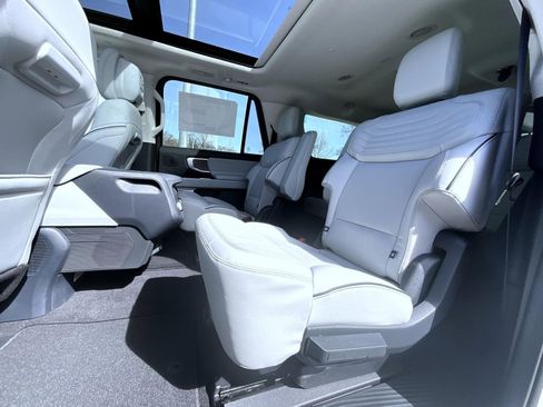 New 2026 Ford Expedition Max Platinum w/ Platinum Ultimate Package image 13