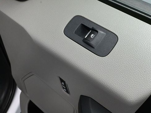 Used 2021 Ford F250 XL w/ Power Equipment Group image 43