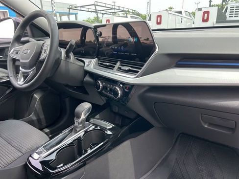 New 2026 Chevrolet Trax LT FWD image 30
