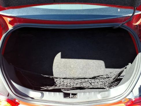 Used 2014 Chevrolet Camaro LT RWD image 10