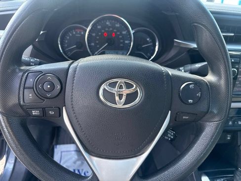 Used 2015 Toyota Corolla LE FWD image 23